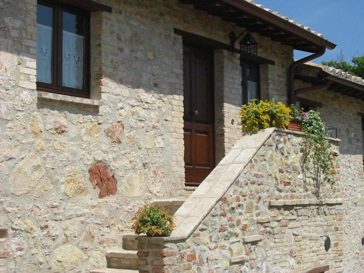 Girasole - Agriturismo Fogliani Giano dell'Umbria Exterior photo
